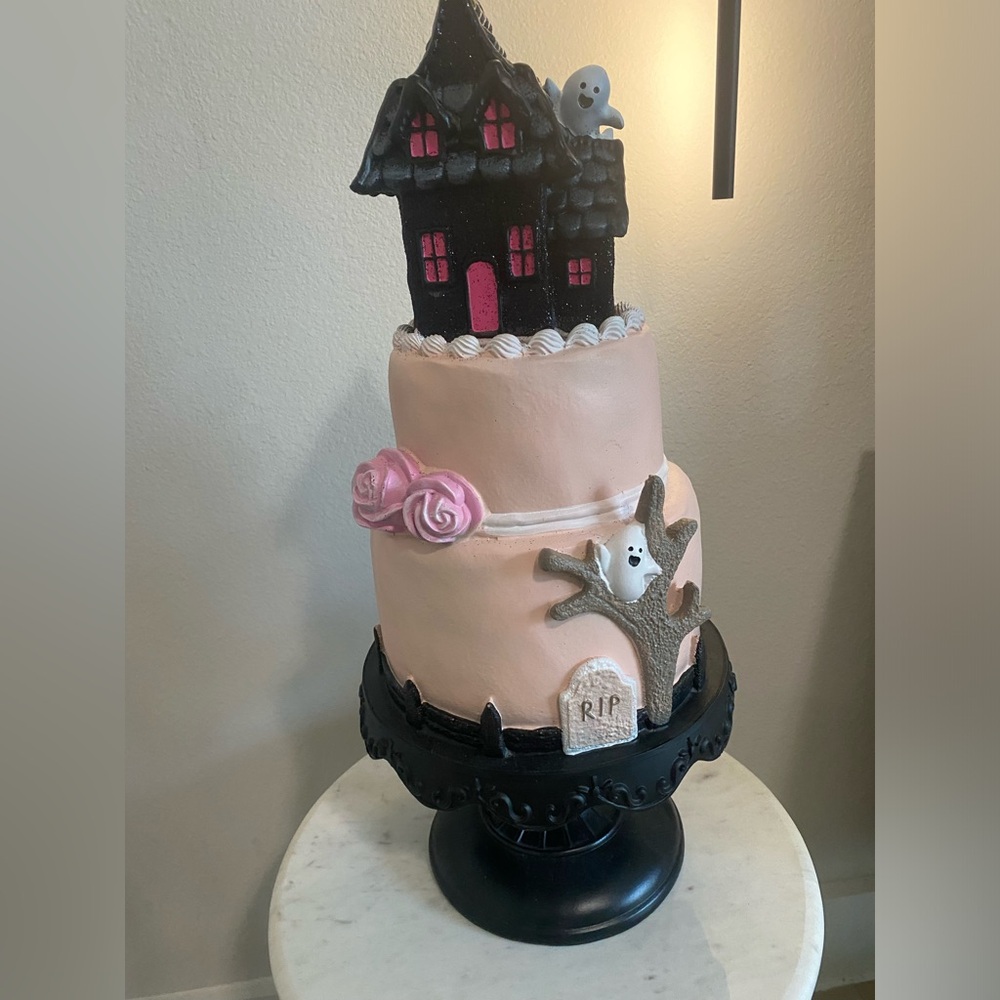 Halloween Pink Haunted House Faux Cake Decoration